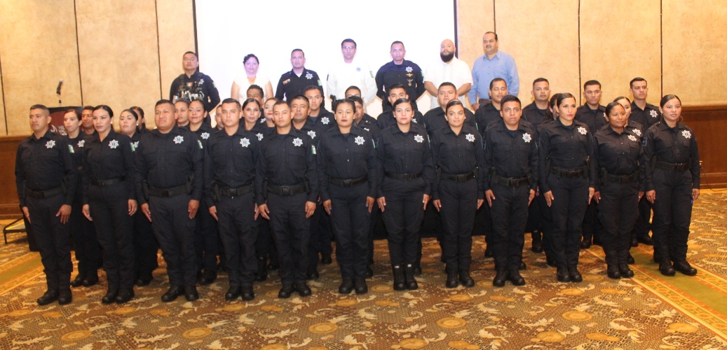 Terminan su formación 38 nuevos policías al servicio de Puerto Vallarta