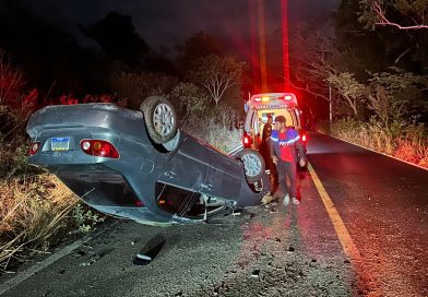 ​ Vuelva en su automóvil sobre carretera 200 Cabo Corrientes