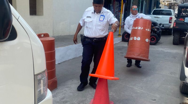 Reactivan operativo de recolección de objetos aparta lugares en Pitillal