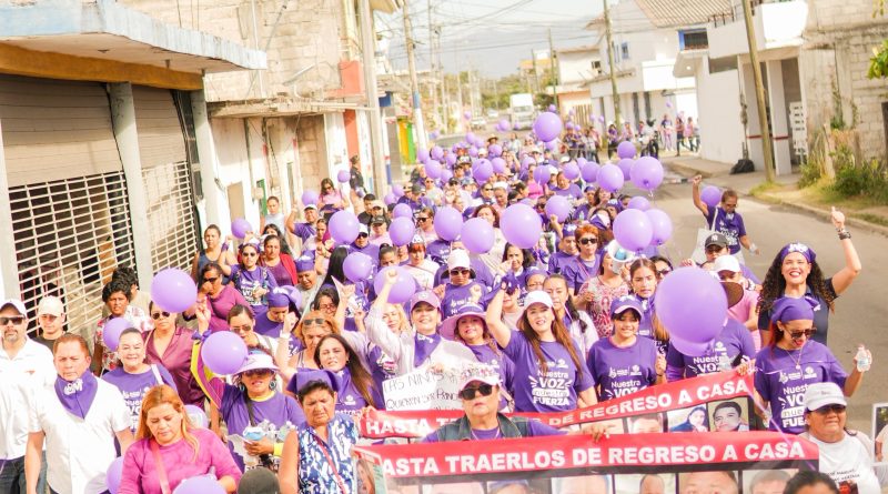 Conmemoran el 8M con marcha y clase de defensa personal por los derechos y la dignidad de las mujeres