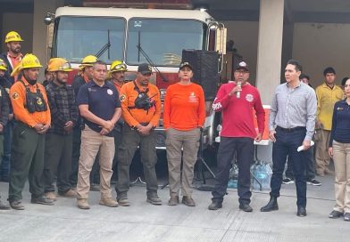 Intensifican operativo para controlar incendio en La Cruz de Huanacaxtle