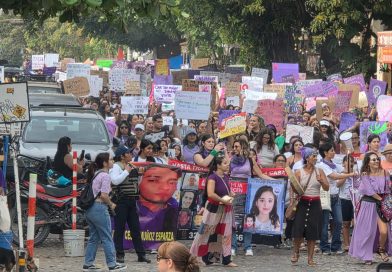 Marcha del 8M reúne a las vallartenses para exigir justicia y derechos