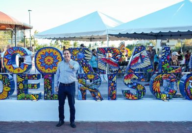 Inaugura Héctor Santana Plaza Pública en Corral del Risco