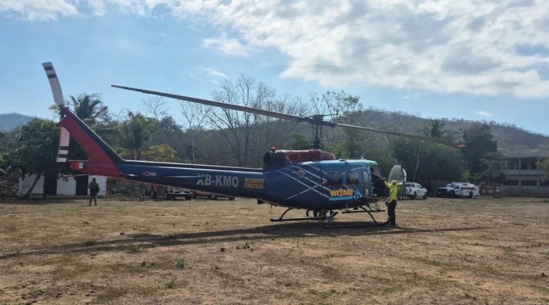 Urgen apoyo aéreo para combatir incendios en la costa de la Bahía de Banderas