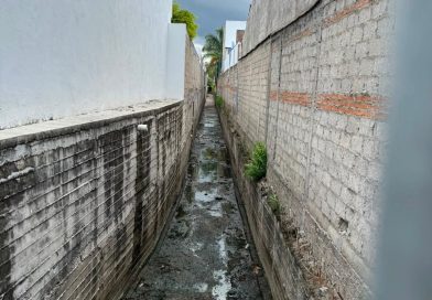 Atienden problemática por derrame de aguas negras en Flamingos