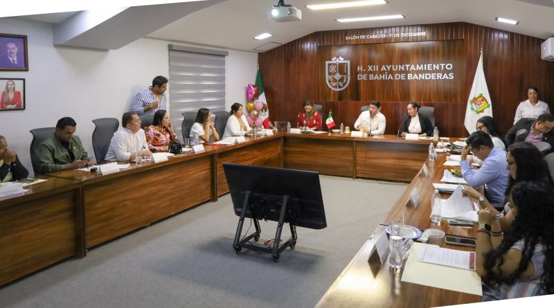 Israel Santillán impulsa acuerdos para fortalecer el desarrollo de Bahía de Banderas
