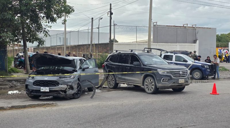 Investigan agresión con arma de fuego en la carretera Estatal 544; una persona resultó lesionada