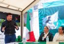 Israel Santillán reconoce la vocación de quienes concluyeron su servicio social en la Clínica 19 del IMSS