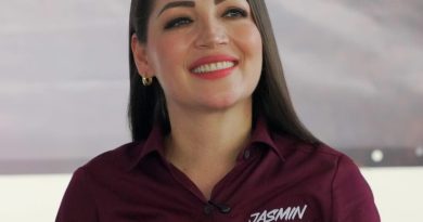 Incansable Jasmin Bugarín lleva el mensaje de la Transformación a Bahía de Banderas 