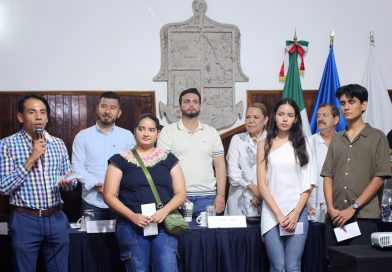 Entregan el Premio Juventud Renace reconocimiento el talento vallartense