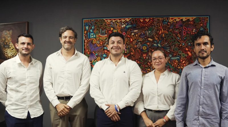 Israel Santillán impulsa el trabajo conjunto con el sector hotelero para fortalecer a Bahía de Banderas
