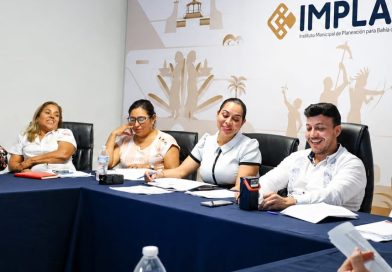 Israel Santillán se reúne con miembros del Cabildo para dar seguimiento a proyectos estratégicos