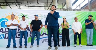 Arquitecto Luis Munguía reconoce la labor del personal de Servicios Eficientes