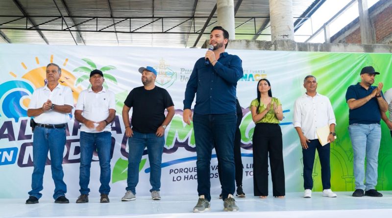 Arquitecto Luis Munguía reconoce la labor del personal de Servicios Eficientes