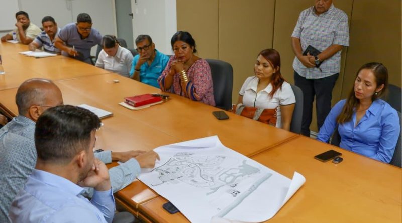 Israel Santillán encabeza mesa de trabajo para atender inundaciones en Avenida México, Nuevo Nayarit