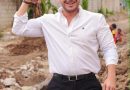 Israel Santillán supervisa trabajos de obra pública en la calle Amado Nervo de San Vicente