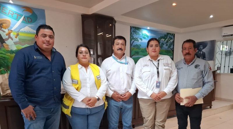 Gobierno Municipal protege a ganaderos del gusano barrenador