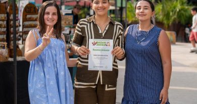 Más de 30 jóvenes emprendedores se beneficiaron al participar en el Bazar “Back to School”