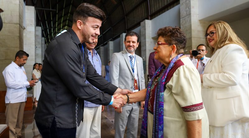 Israel Santillán participa en la LIV Asamblea Plenaria de la Conferencia Nacional de Procuración de Justicia