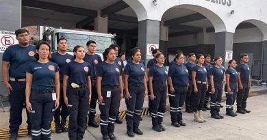 Capacitan a voluntarios de Protección Civil y Bomberos de Puerto Vallarta