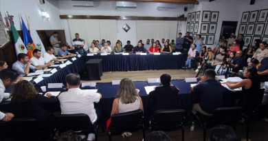Alcalde Munguía logra consenso para eficientar nómina y fortalecer sus servicios