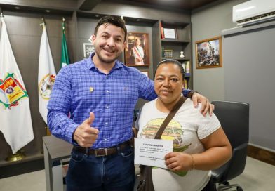 Un gobierno que escucha y atiende: Israel Santillán mantiene cercanía con la ciudadanía Un gobierno que escucha y atiende: Israel Santillán mantiene cercanía con la ciudadanía