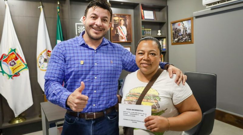 Un gobierno que escucha y atiende: Israel Santillán mantiene cercanía con la ciudadanía Un gobierno que escucha y atiende: Israel Santillán mantiene cercanía con la ciudadanía