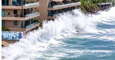 Evacuaron edificio Punta Paraíso en San Pancho por riesgo tras fuerte oleaje