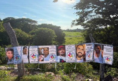Familias de personas desaparecidos exigen apoyo a DIF Jalisco