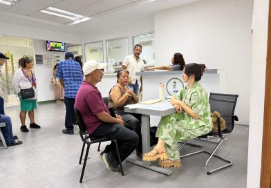 Vallartenses aprovechan asesoría jurídica gratuita en UMA