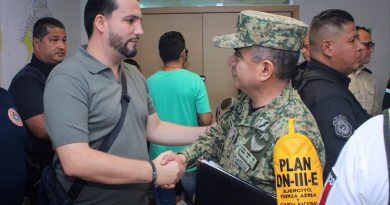 Restablecen servicios y actividades en Puerto Vallarta