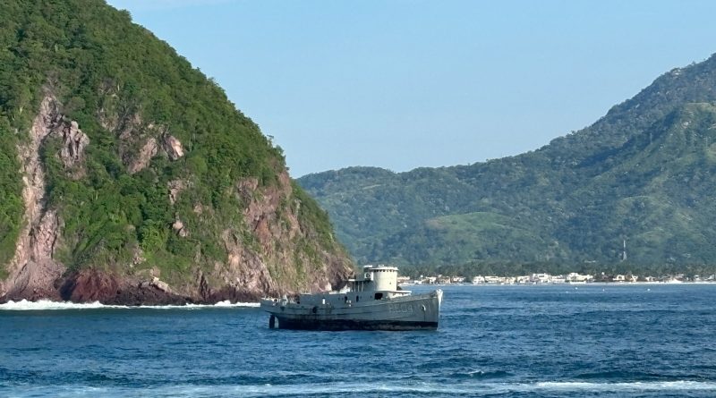 Realizan hundimiento del ex buque «Cora» como parte del Sistema Arrecifal Artificial de Colima 