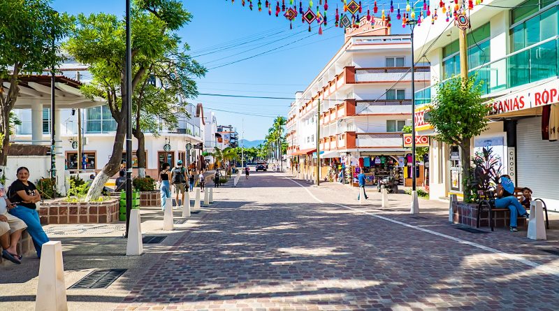 Entrega Luis Munguía obra en Parque Hidalgo Entrega Luis Munguía obra en Parque Hidalgo