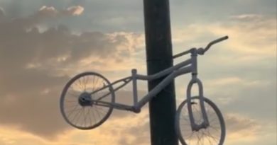 Colocan Bicicleta Blanca en memoria de Alexa y exigen justicia