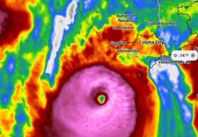 Huracán Simón cambia de rumbo; Tomatlán podría ser zona de impacto