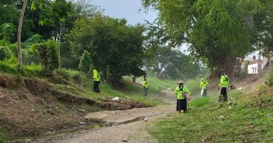 Intensifica gobierno la limpieza de canales y bocas de tormenta ante la posible llegada del huracán Simón 