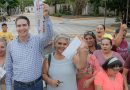 Inaugura Héctor Santana la calle de ingreso al Fraccionamiento Las Conchas