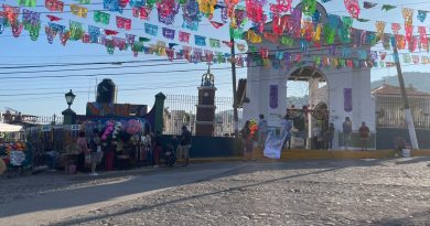 Gobierno de Puerto Vallarta regula comercio en panteones por Día de Muertos
