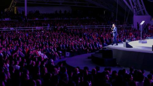 Jovenes-con-mejores-oportunidades-de-futuro